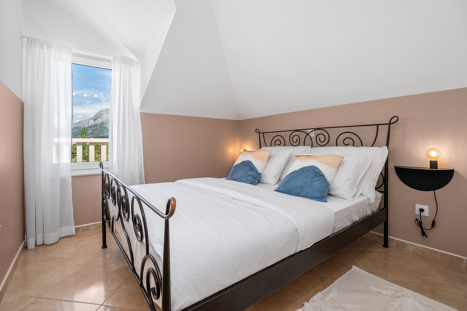 Aurora Bedroom