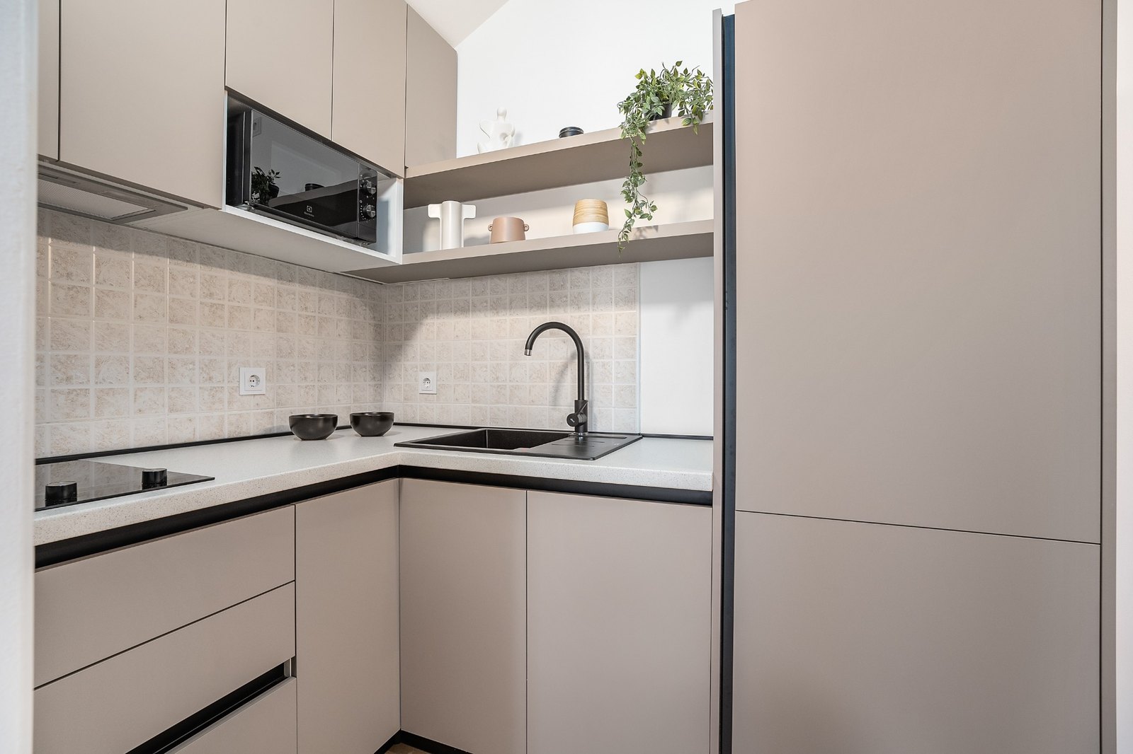 Aurora Kitchen