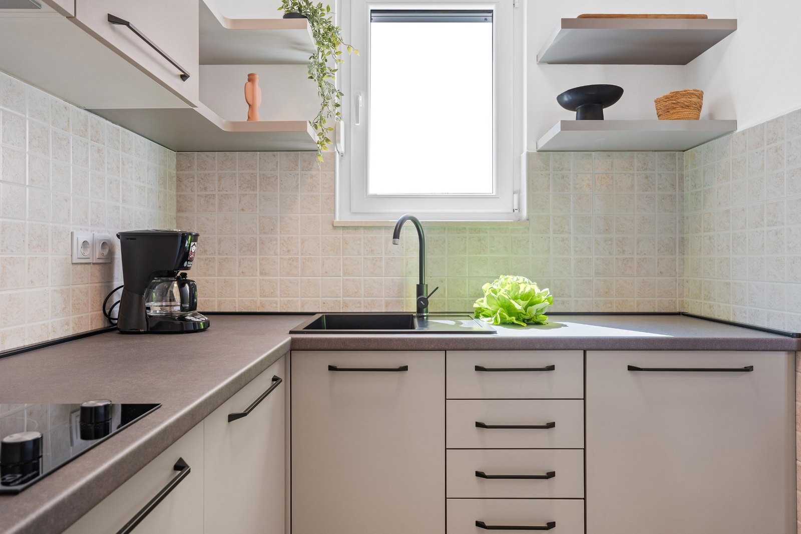 La Perla Kitchen